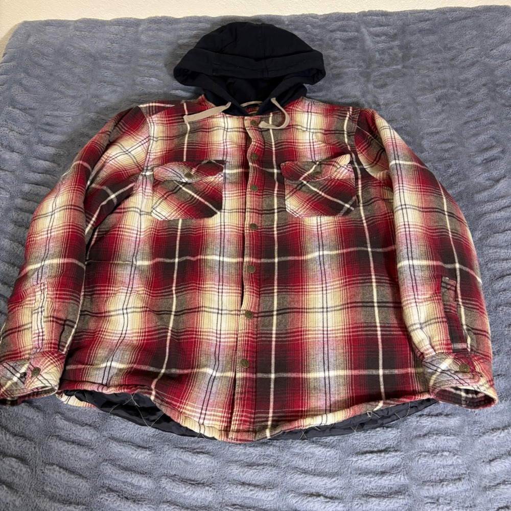 Legendary Outfitters Mens XL Hooded Flannel Shirt Jacket Red Plaid Quilted AQ623